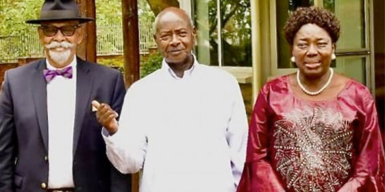 Museveni with Prof Sarfarah Niazi