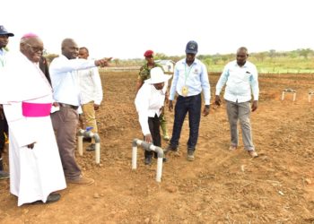 President Museveni commissions Aringo Omone Small Scale Irrigation system in Pader districs as Archbishop Odama (L) looks on. Saturday March 7, 2020. PPU Photo