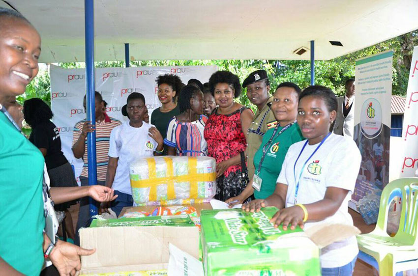 Police, PRAU donate to teenage mothers