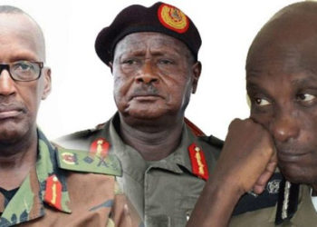 L-R: Gen Henry Tumukunde, President Museveni and Gen Kayihura