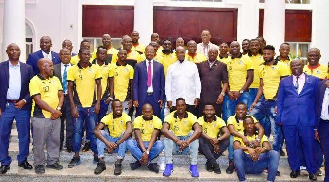 President Yoweri Museveni with Uganda Cranes players and officials at State House Entebbe last year