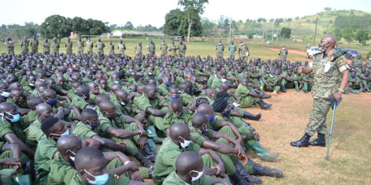 Maj Gen Leopold Kyanda meeting LDUs at Kakiri barracks