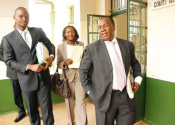 Lawyer Andrew Kasirye(Right)