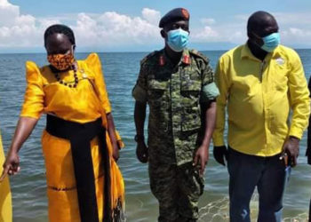 MINISTER COMMENDS UPDF MARINES FOR DEFEATING GANGS ON LAKE ALBERT