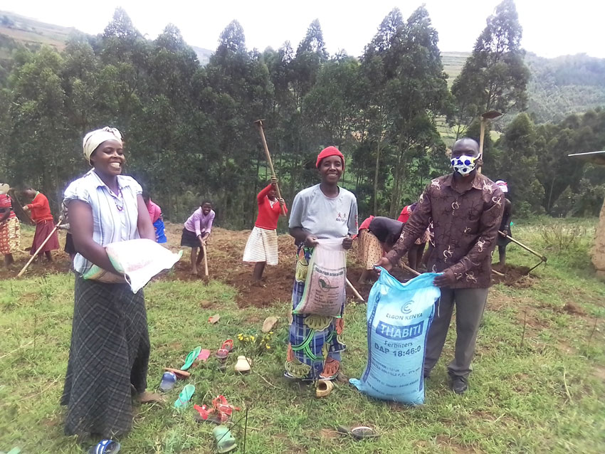Rubanda, Kabale teenage girls receive agricultural inputs as they seek financial independence
