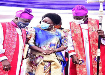 The Speaker(C) with Archibisop Kazimba(R) and Bishop Naimanhye at Kyando