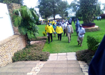 NRM LEADERS AT WHITE INN AFTER FLOPPED MEETING