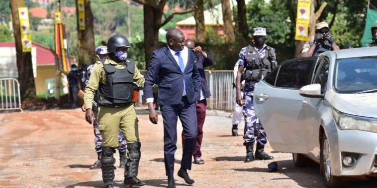 Amuriat at Kyambogo nomination centre