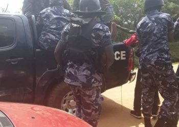 Norbert Ariho being arrested by Uganda Police