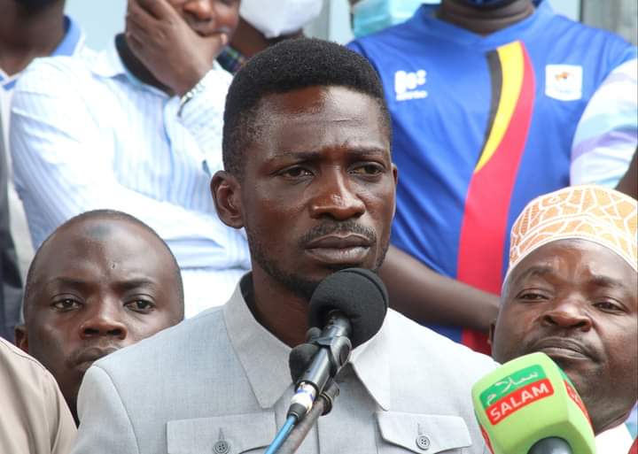 Bobi Wine addressing mourners at Kibuli Mosque