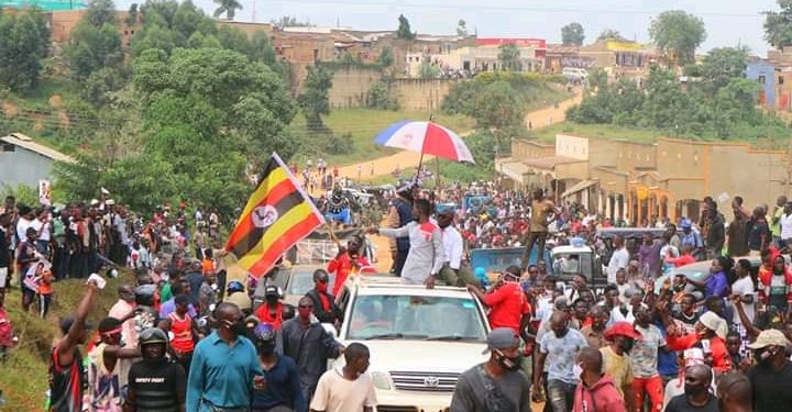 Kyagulanyi with his supporters in Rukungiri