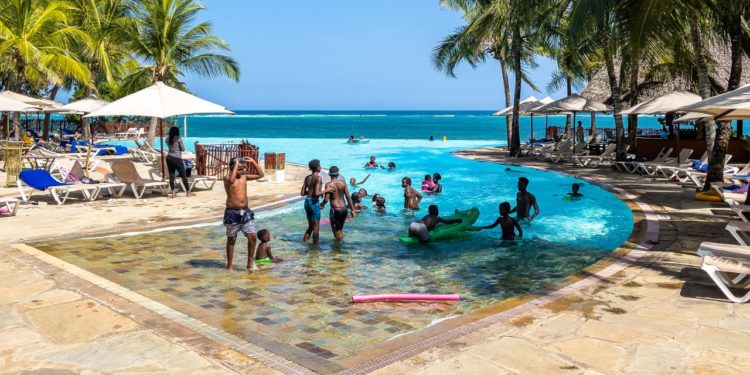 The Swimming Pool overlooking the Indian Ocean