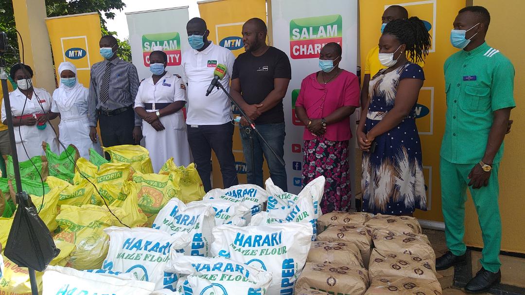 The MTN and Salam Team with the staff of the Mbale Regional Referral Hospital