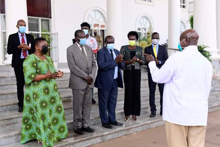 President Yoweri Museveni meets ministers, transport stakeholders at Entebbe State House on Wednesday