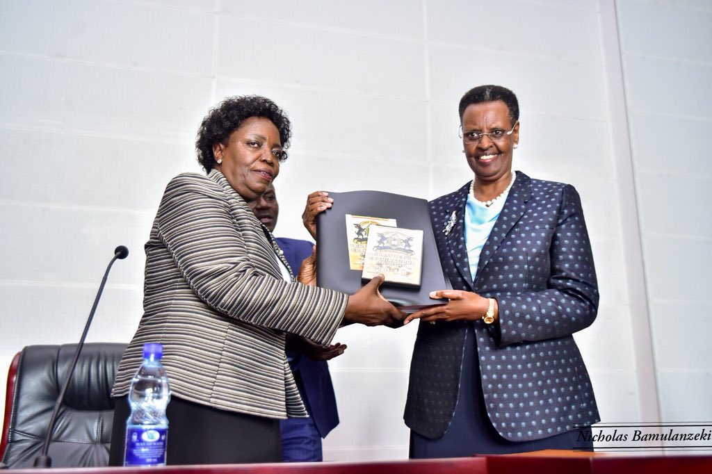 Minisita Janet Museveni nga akwasibwa ebyava mu bigezo bya 2019