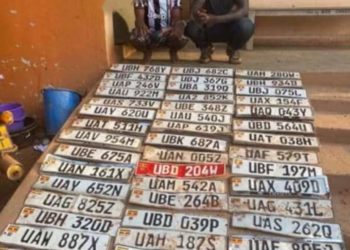 Two arrested for stealing car number plates