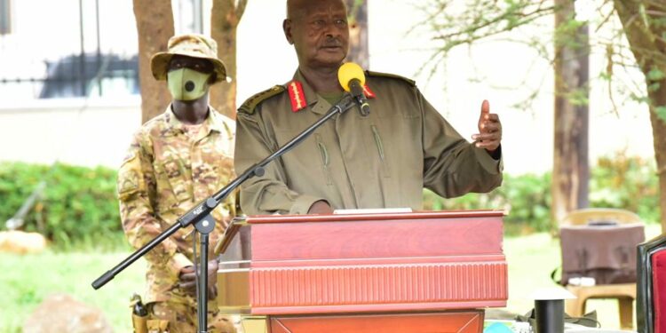 President Yoweri Museveni responding issues raised by Leaders from Karamoja  region at the State Lodge Morolinga in Moroto district on 10th September 2021. Photo by PPU / Tony Rujuta