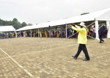 President Yoweri Museveni waving at the NRM party members that were attending the NRM Caucus meeting at the Independence Memorial Grounds Kololo on September 28, 2021. Photo by PPU/ Tony Rujuta.