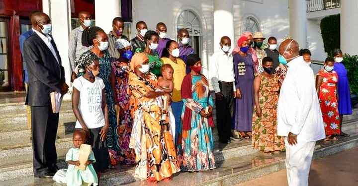 President Museveni met relatives of Masaka murder victims