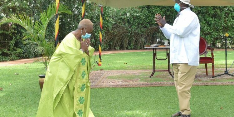 President Yoweri Museveni and  the Special Representative of the Secretary General of the United Nations in the Democratic Republic of Congo and Head of MONUSCO Bintou Keitain having a chat after a meeting  at the State House Entebbe on 26th October 2021. Photo by PPU/ Tony Rujuta.