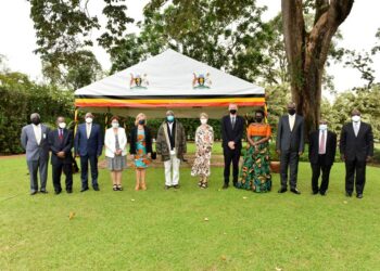 President Yoweri Museveni in a group photo with the Nordic Ambassadors (Sweden, Norway, Denmark, Iceland) and Ugandan officials after a meeting on Economic Development and Co-operation at State House Entebbe on October 21st October 2021. Photo by PPU / Tony Rujuta.