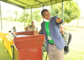 Ambassador Jibril Owomugisha the Greening Uganda campaign Chairperson addressing stakeholders at a recent conservation and agro forestry sensitization event