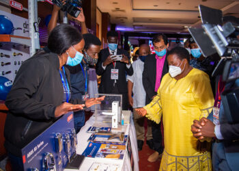 Prime Minster Robinah Nabbanja talks to exhibitors at the Uganda Homes Expo, 2021