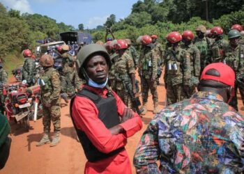 Former Presidential candidate Robert Kyagulanyi alias Bobi Wine being denied to access Kalangala electorates during campaigns in last Presidential elections