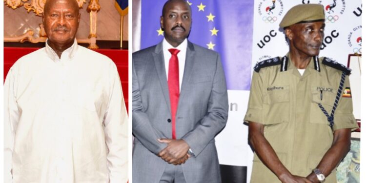 L-R: President Museveni, Gen Muhoozi and Gen Kayihura