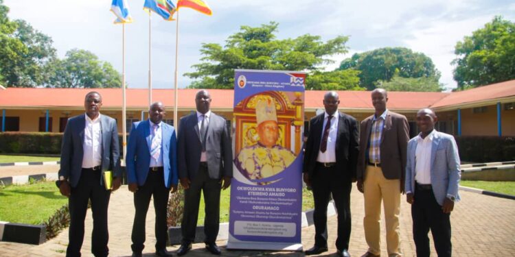 Hoima RCC Badru Mugabi with his Deputies and officials from Bunyoro Kitara Kingdom