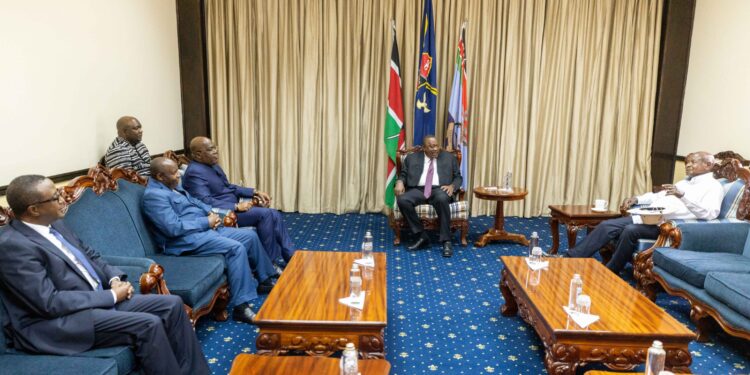 President Yoweri Museveni with other EAC leaders during a private meeting in Nairobi, Kenya on Thursday 21st April 2022