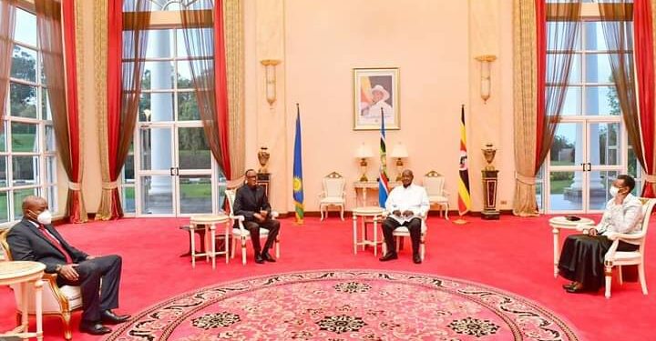 Presidents Museveni, Kagame discuss regional peace, stability