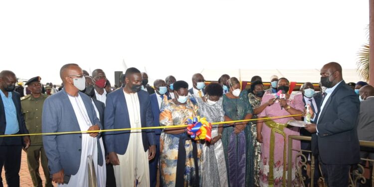 His Highness the Kyabazinga of Busoga centre and the members of the Busoga consortium