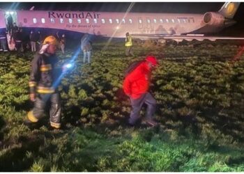 RwandaAir aircraft skids off Entebbe Airport runway