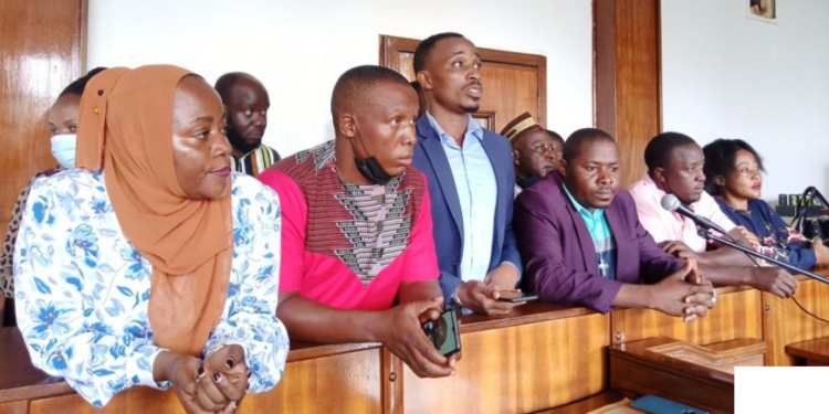 Accused 14 councilors before court