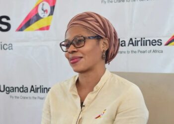 Rahim-Shakila-Lamar-addressing-the-media-at-Entebbe-Club