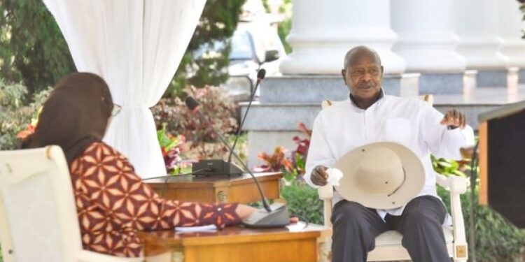 President Yoweri Museveni with his Tanzania counterpart Samia Suluhu