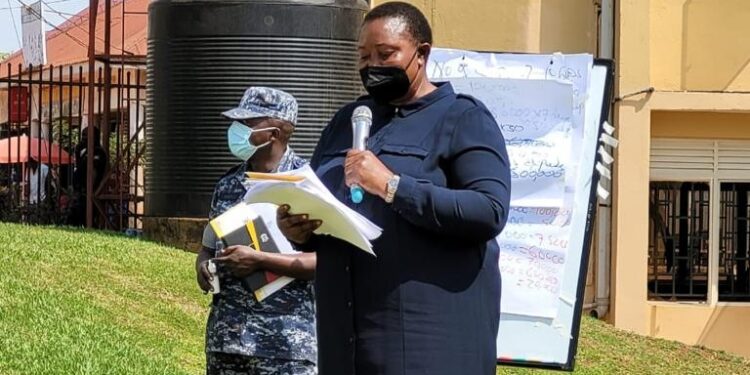 Minister Babalanda addressing Kampala city stakeholders during PDM sensitisation campaign on Thursday