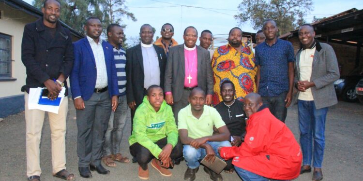 Bishop Akanjuna meeting with journalists