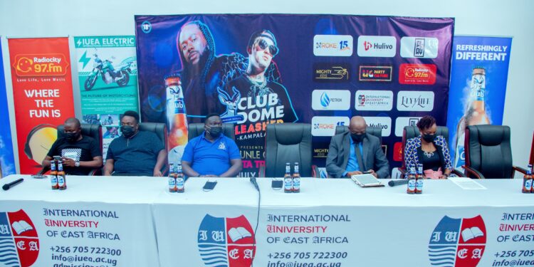 Club Dome sponsors addressing the media