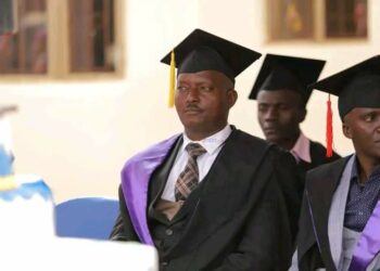 Pastor Bugingo during KINTU graduation ceremony