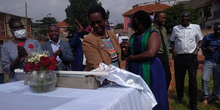 Dr Diana Atwine at the groundbreaking ceremony of the Pharmacy House in Kireka.