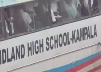 Students in Midland High school bus doing bad manners