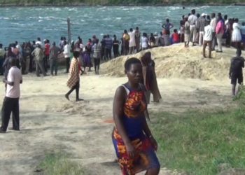 Residents,friends and relatives of the people who capsized in the boat accident in Njeru gathered at the scene on the banks of the River Nile on Wednesday.