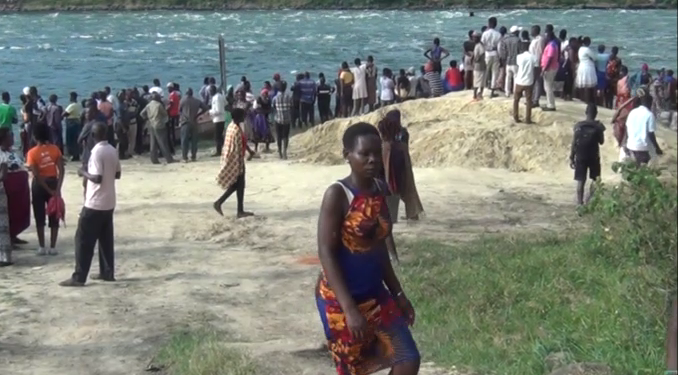 Residents,friends and relatives of the people who capsized in the boat accident in Njeru gathered at the scene on the banks of the River Nile on Wednesday.