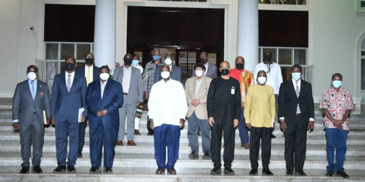 President Yoweri Museveni in a group photo with the Executive Council of global Pan-African Movement