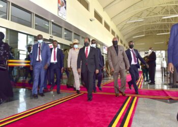 The President of the Federal Republic of Somalia H.E. Hassan Sheikh Mohamud and the Minister of Foreign Affairs Jeje Odong moving in the VIIP lobby at the VVIP Airport Entebbe on 8th August 2022. Photo by PPU/Tony Rujuta.