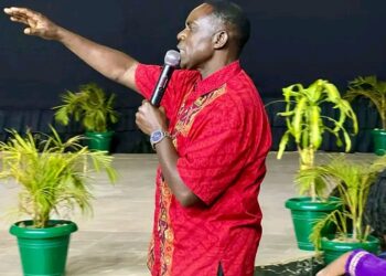 Bishop Aloysius Kiiza Preaches at the World Revival Conference