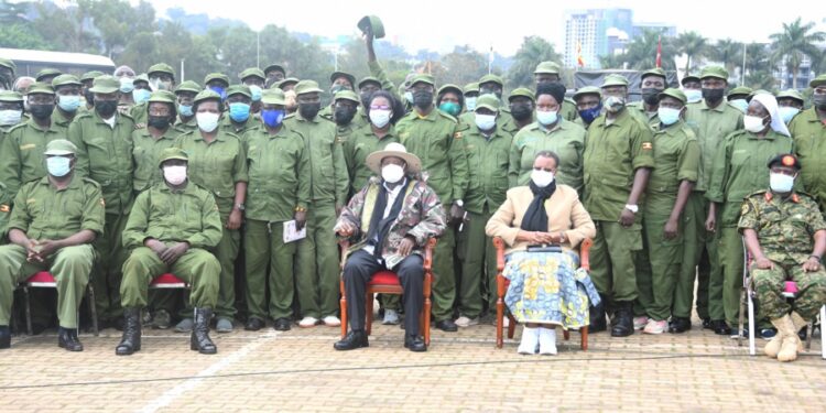 President Museveni, Education Minister Janet Kataha Museveni in a group photo with teachers