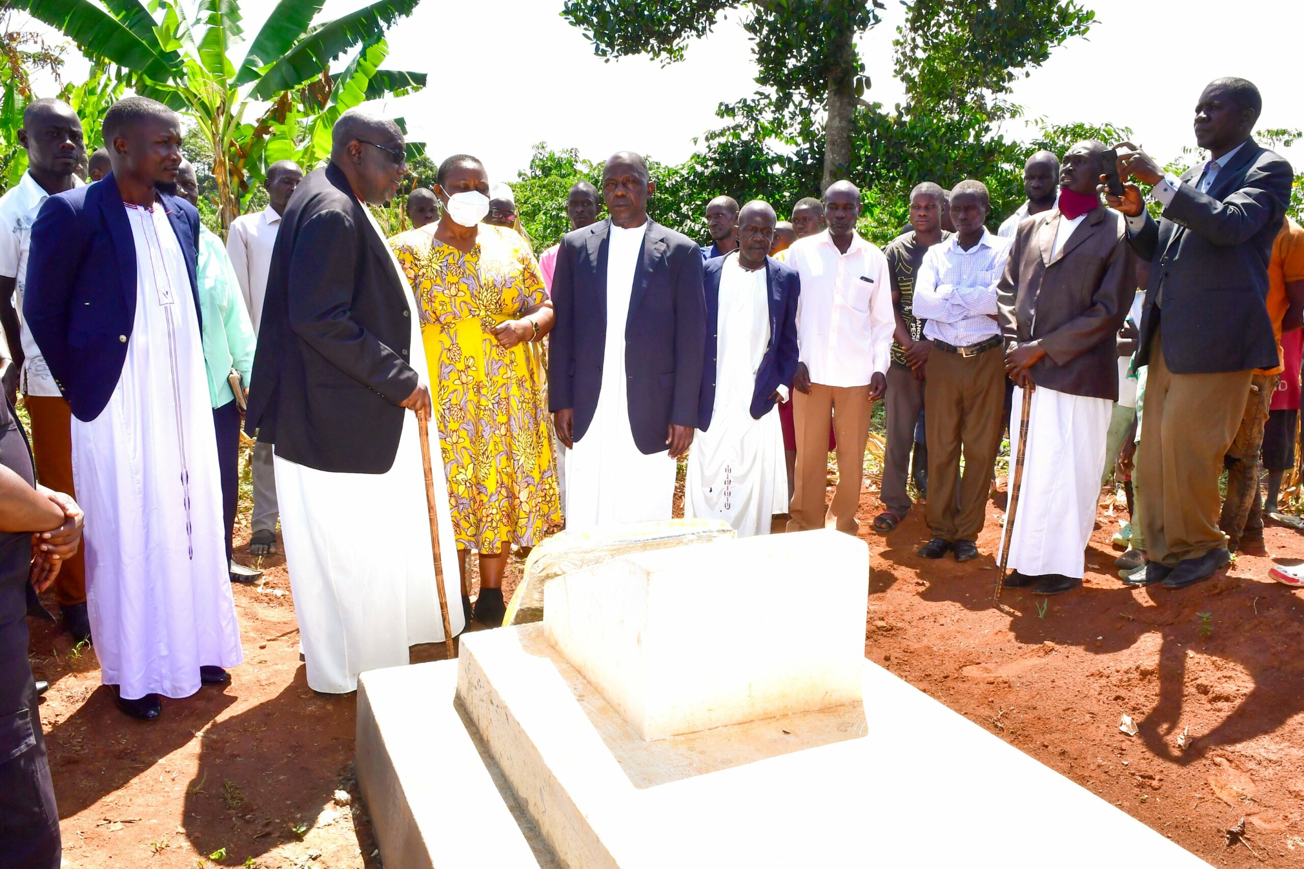 Başkan Museveni, Busoga'nın merhum Prens Nkoobe'nin ailesine Shs10m katkıda bulunuyor